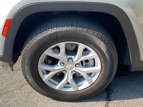Used 2023 Jeep Grand Cherokee L Limited image 6