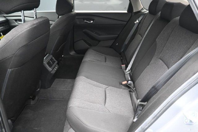 Certified 2025 Honda Accord LX image 16