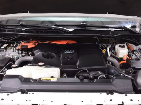 Used 2022 Toyota Tundra Capstone AWD/4WD image 27