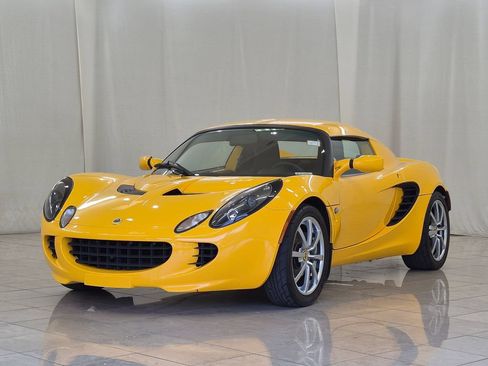 Used 2005 Lotus Elise RWD image 4