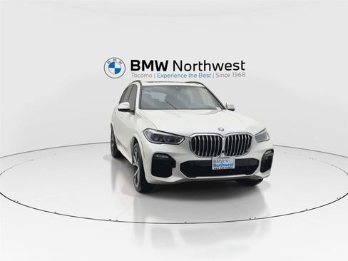 Used 2019 BMW X5 xDrive50i w/ M Sport Package image 7