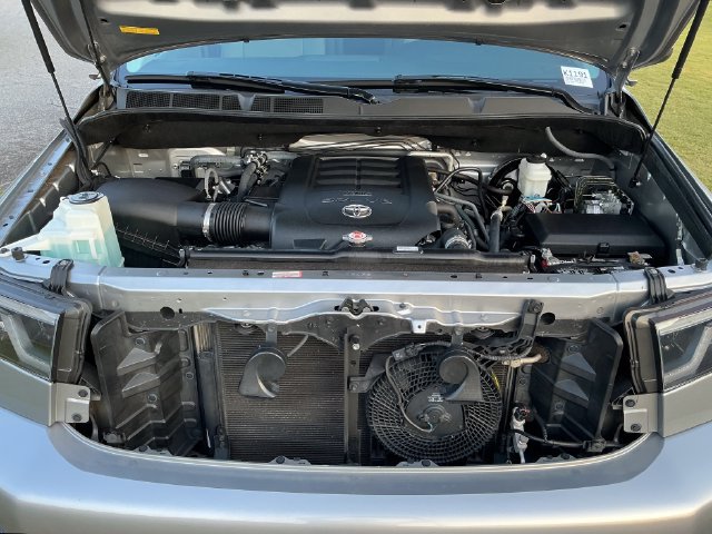 Used 2019 Toyota Sequoia Limited w/ Safety & Convenience Package AWD/4WD image 31