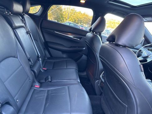 Used 2024 INFINITI QX55 Luxe image 12