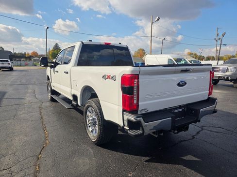 Used 2024 Ford F350 Lariat w/ Lariat Ultimate Package image 5