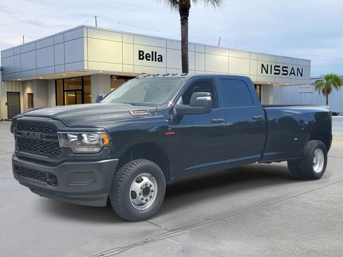Used 2024 RAM 3500 Tradesman AWD/4WD image 2
