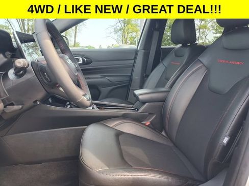 Used 2026 Jeep Compass Trailhawk AWD/4WD image 12