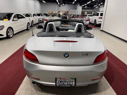Used 2011 BMW Z4 sDrive30i RWD image 14