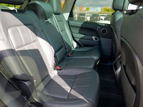 Used 2022 Land Rover Range Rover Sport SE image 31