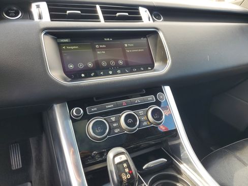 Used 2017 Land Rover Range Rover Sport HSE image 21