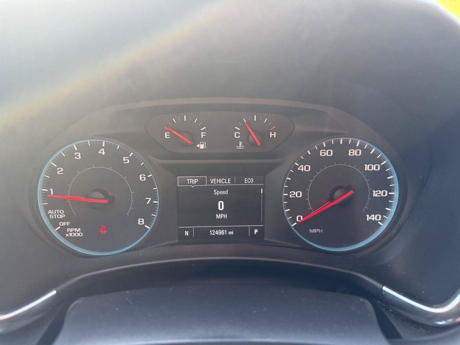 Used 2018 Chevrolet Equinox LT AWD/4WD image 14