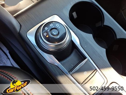 Used 2025 Ford Escape ST-Line w/ Equipment Group 301A image 28