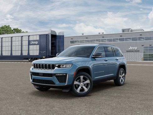 New 2026 Jeep Grand Cherokee Limited image 1