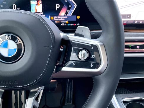 Certified 2023 BMW 740i image 26
