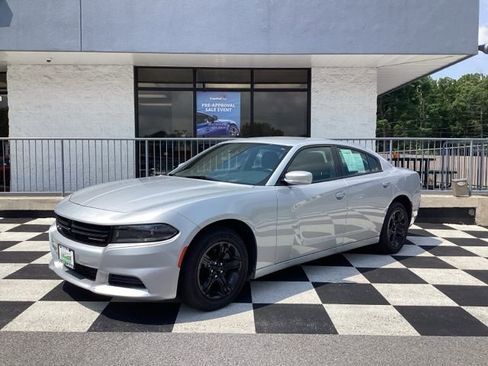 Used 2022 Dodge Charger SXT image 5