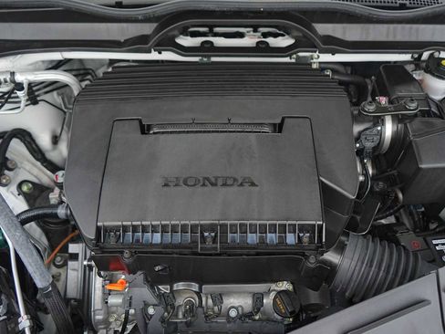 Certified 2025 Honda Pilot Elite image 9