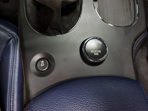 Used 2013 Chevrolet Corvette 427 w/ 1SC Preferred Equipment Group RWD image 70