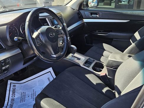 Used 2013 Subaru Legacy 2.5i Premium w/ All-Weather Pkg image 9