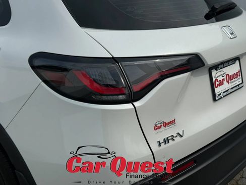 Used 2024 Honda HR-V LX image 21