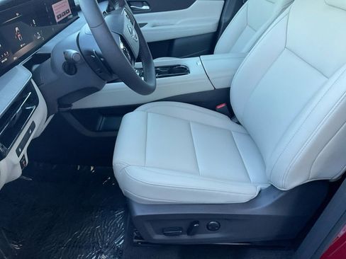 New 2025 Nissan Murano SV image 13