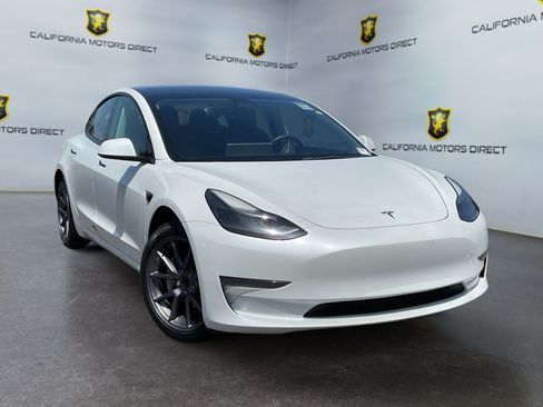 Used 2023 Tesla Model 3 Standard Range RWD image 3