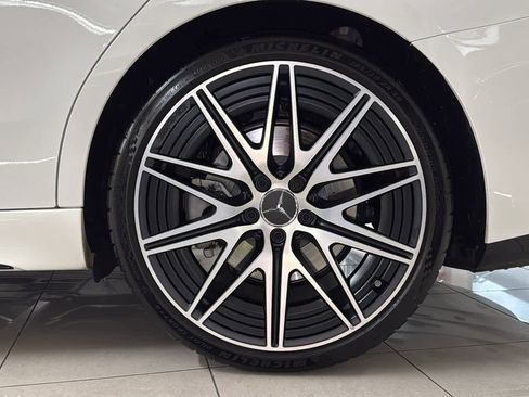 Used 2025 Mercedes-Benz C 43 AMG 4MATIC Sedan image 12