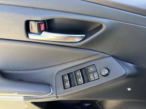 Used 2021 Toyota Avalon XSE w/ Carpet Mat Package (TMS) image 19