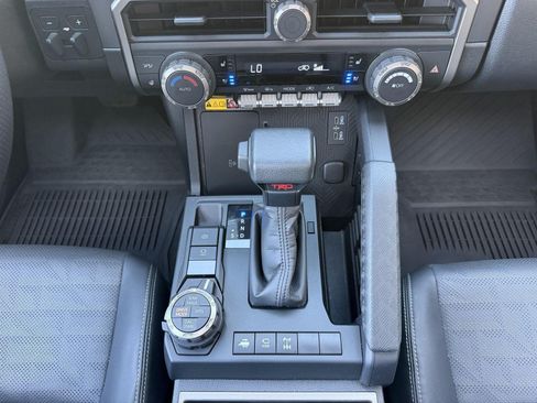 Used 2025 Toyota 4Runner TRD Off-Road Premium w/ Tow Technology Package AWD/4WD image 31