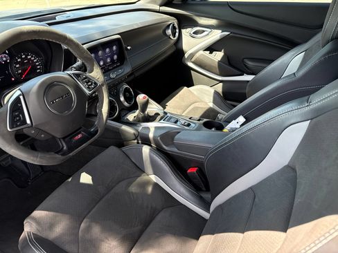 Used 2021 Chevrolet Camaro SS RWD image 19
