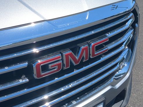 Certified 2024 GMC Terrain SLT AWD/4WD image 29