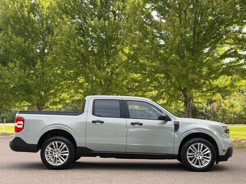 Used 2024 Ford Maverick XLT FWD image 5