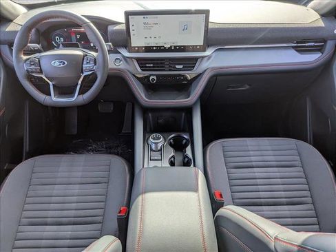 New 2026 Ford Explorer ST-Line w/ ST-Line Street Pack image 12
