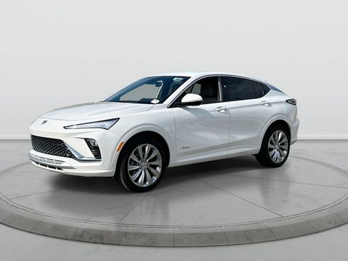 Used 2025 Buick Envista Avenir FWD image 4