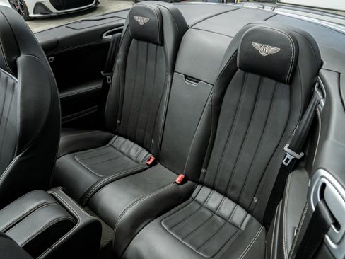Used 2014 Bentley Continental GT image 29