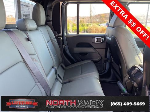 New 2026 Jeep Gladiator Mojave image 22