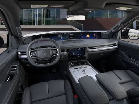 New 2025 Lincoln Navigator Reserve w/ Jet Appearance Package AWD/4WD image 9