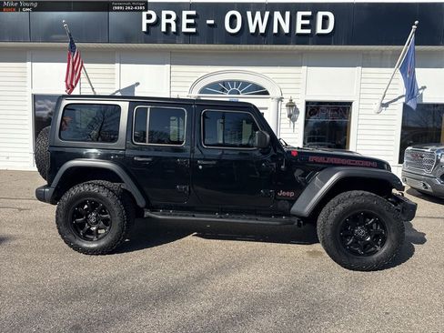Used 2023 Jeep Wrangler Unlimited Rubicon w/ Cold Weather Group image 4