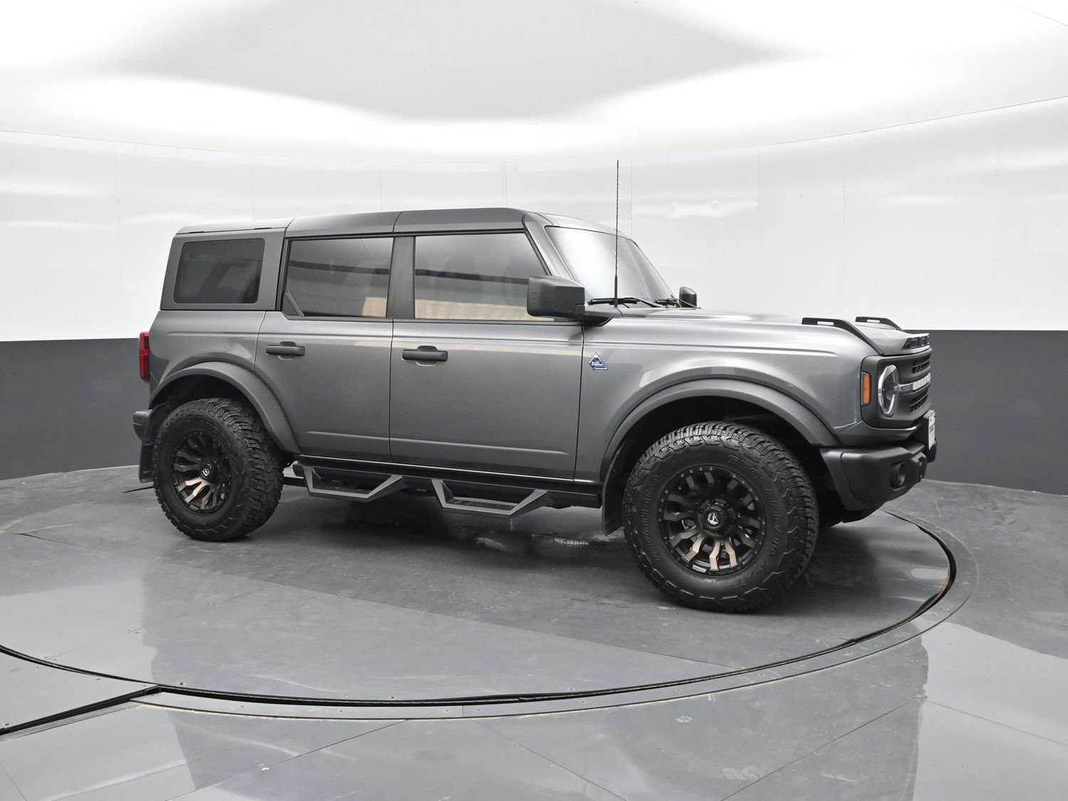 Certified 2023 Ford Bronco Black Diamond AWD/4WD image 13