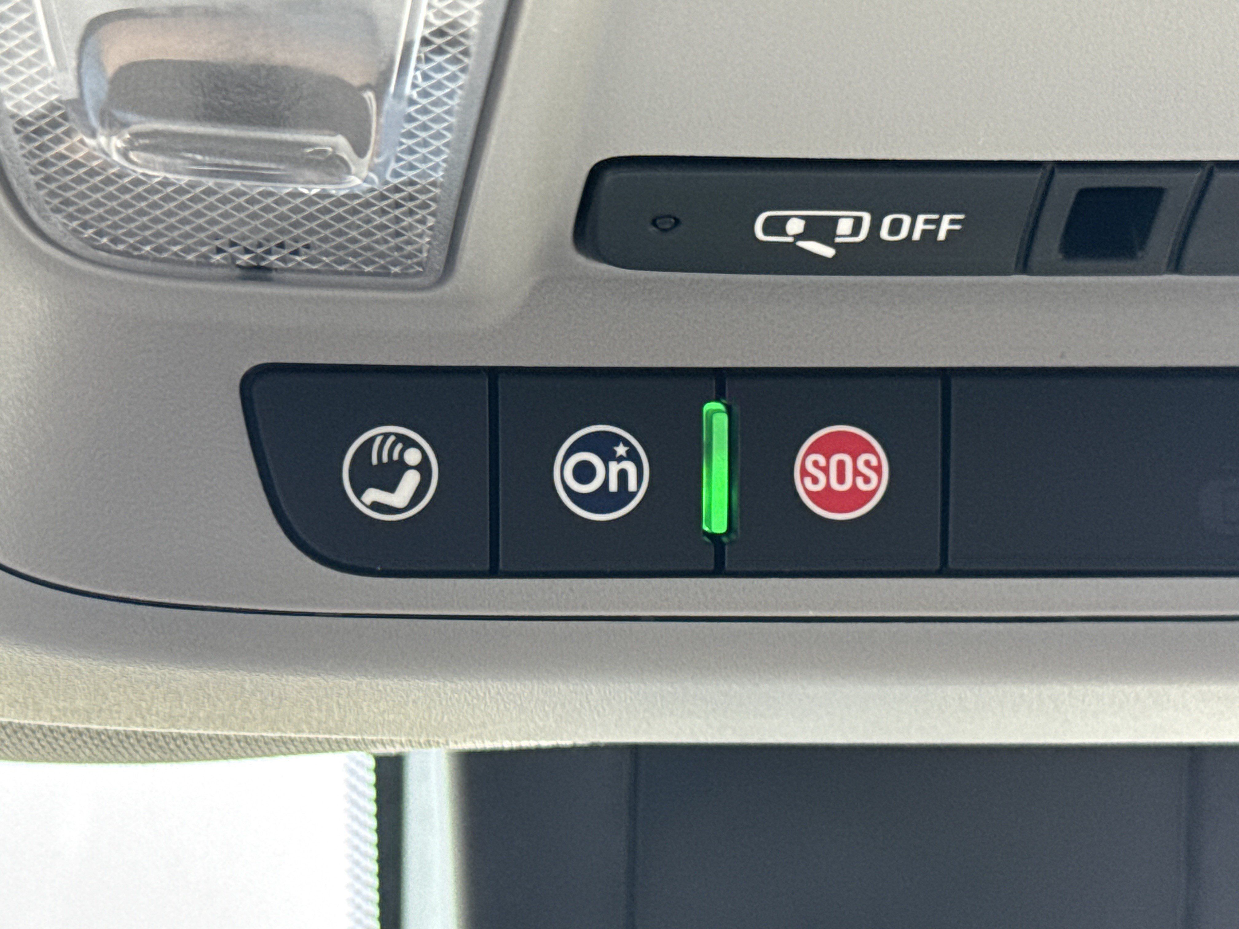 Used 2023 Chevrolet Equinox LT FWD image 25