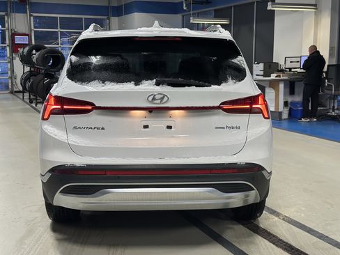 Used 2023 Hyundai Santa Fe SEL Premium image 6