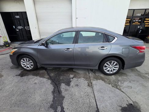 Used 2014 Nissan Altima 2.5 S FWD image 11