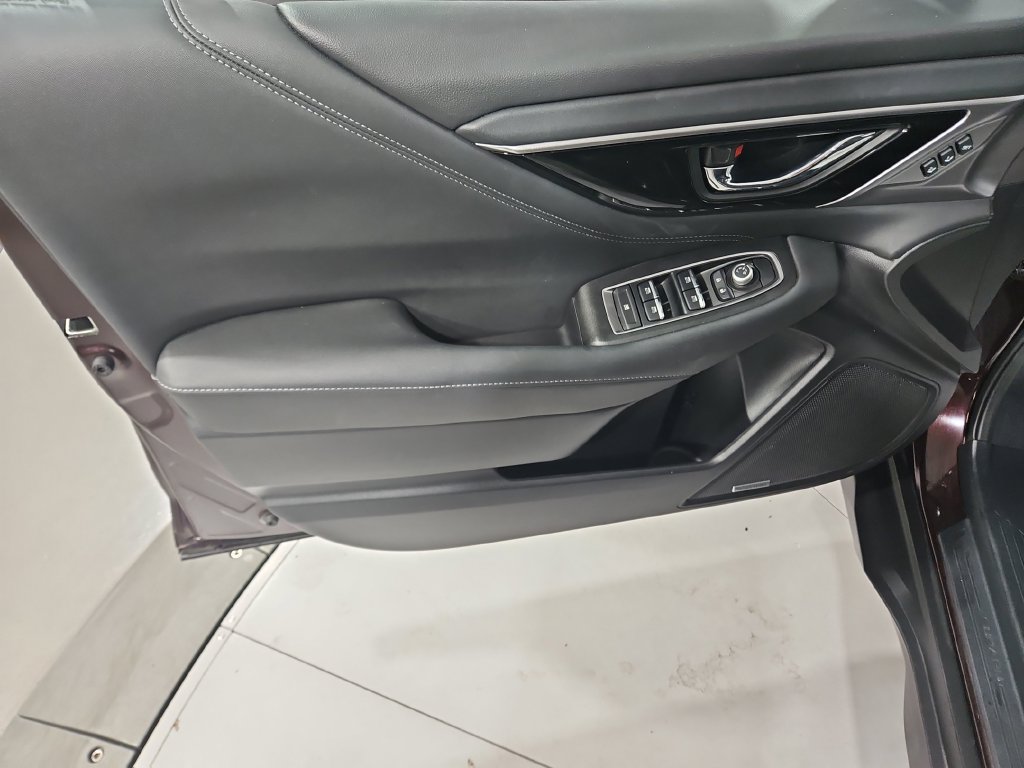 Certified 2024 Subaru Outback Limited XT AWD/4WD image 11