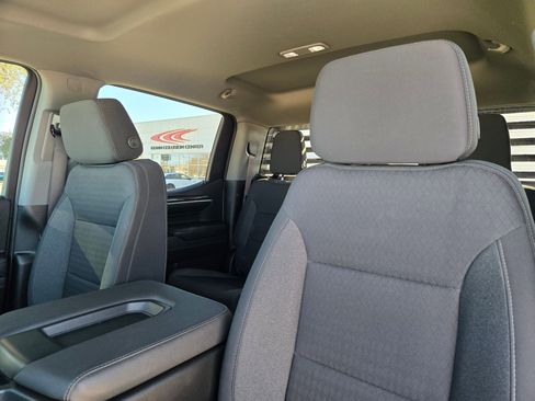 Used 2022 Chevrolet Silverado 1500 LT w/ Z71 Off-Road Package image 13