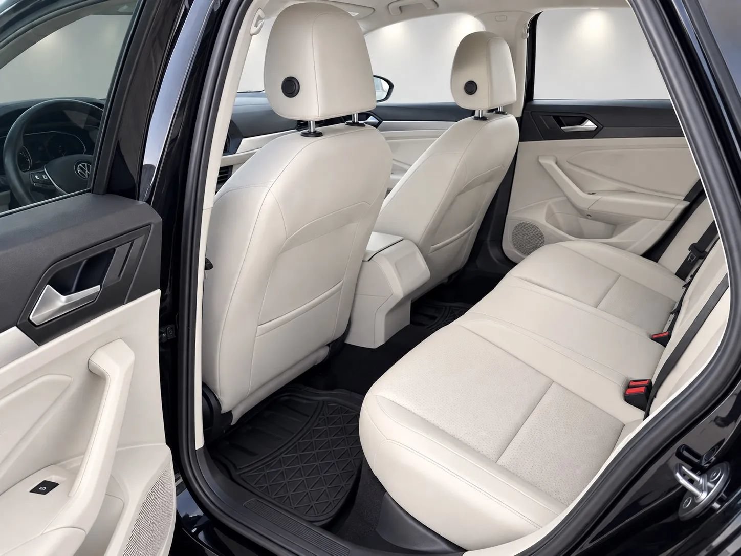 Used 2019 Volkswagen Jetta SE FWD image 6
