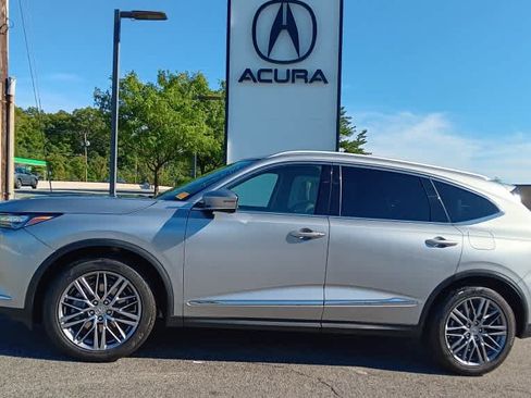 Used 2024 Acura MDX w/ Advance Package AWD/4WD image 2