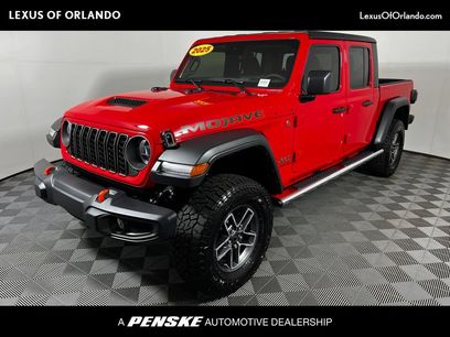 Used 2025 Jeep Gladiator Mojave w/ Convenience Group