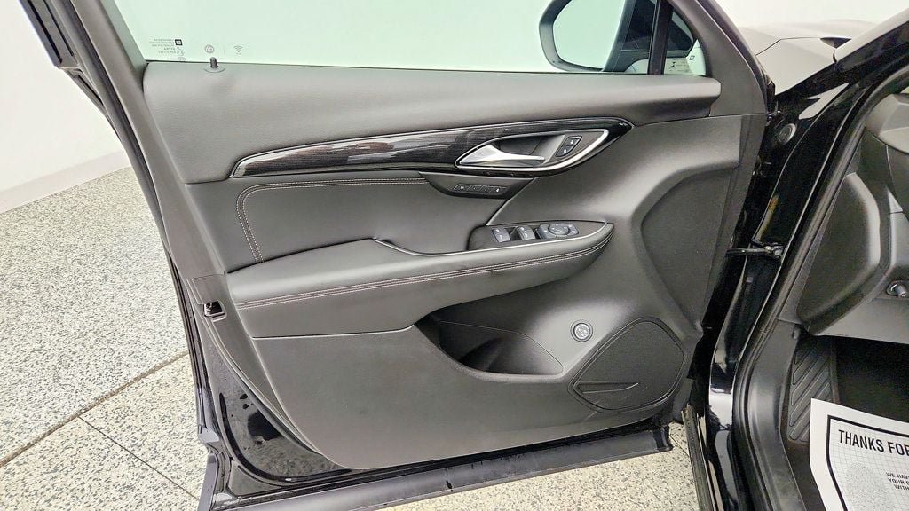 Used 2023 Buick Envision Essence FWD image 10