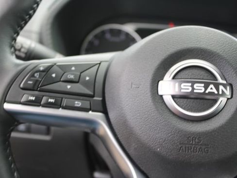Used 2025 Nissan Sentra SV w/ All-Weather Package FWD image 18