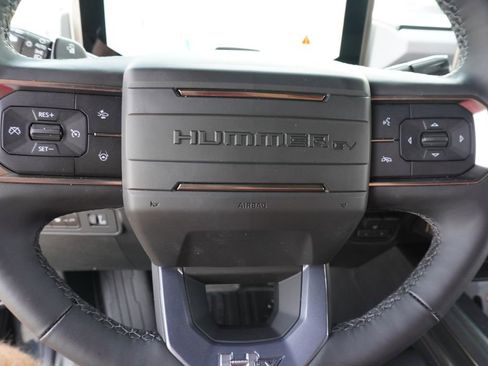 New 2025 GMC Hummer EV 2X image 17