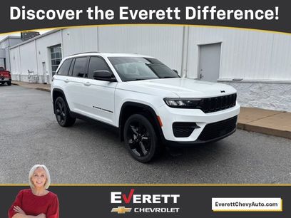 Used 2023 Jeep Grand Cherokee Altitude