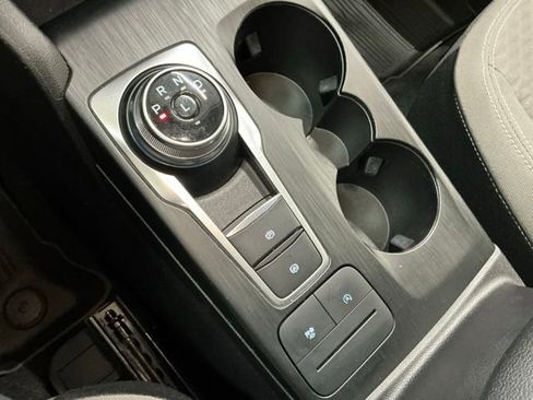 Used 2022 Ford Escape SE w/ SE Sport Appearance Package image 22